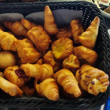 Austria Отель 4*