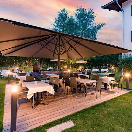 Otel Austria Sankt Johann in Tirol